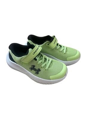 NIB Under Armour Kids' Casual Athletic Sneakers, Boys 11 #0073